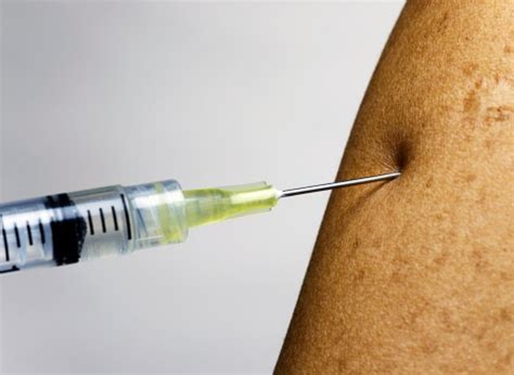 How to Give B12 IM Injections | Livestrong.com