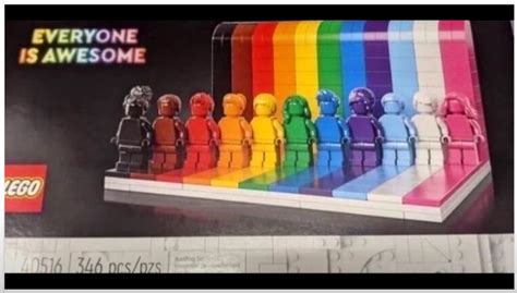 THERE'S A LEGO PRIDE SET! : r/lgbt