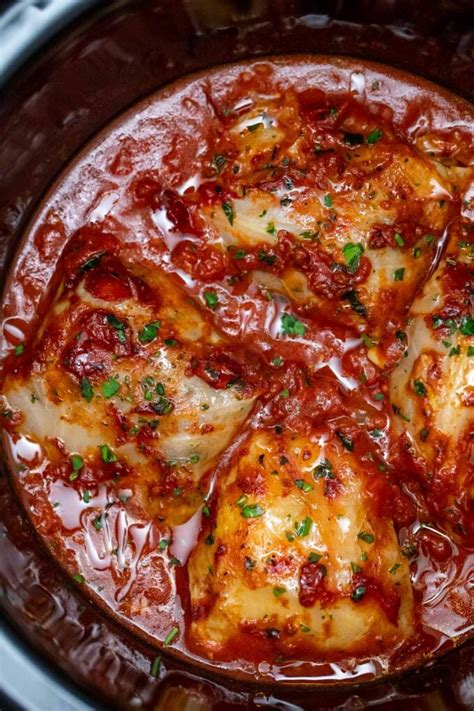 Slow Cooker Stuffed Cabbage Rolls - S&SM