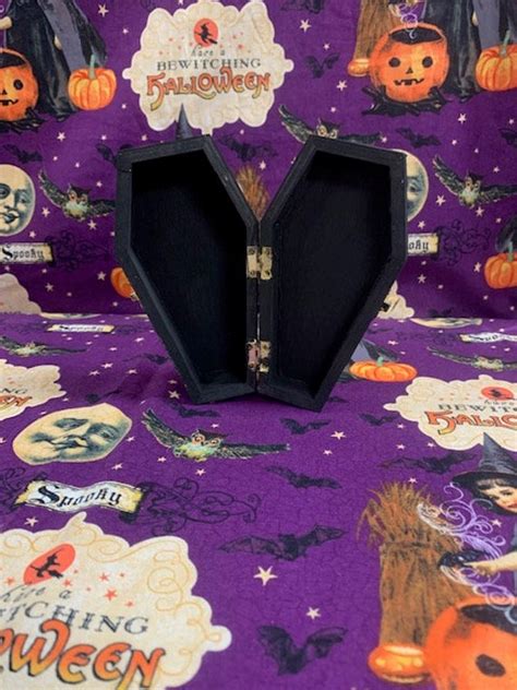 Bride of Chucky Coffin Box! hand painted halloween decor trinket box painting horror movie ...