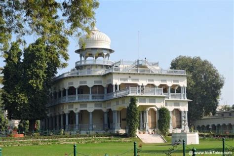 Prayagraj - Allahabad City Heritage Walk - Inditales