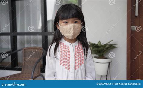 Kids Wearing the Mask for Protect Them Self from Virus and Air ...