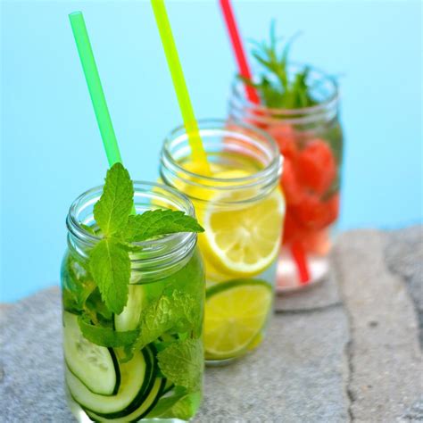 Fruit & Herb Infused Water Recipes for Detoxing and Anti-Aging