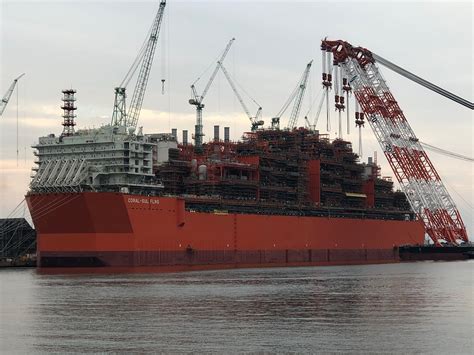 Video: Coral FLNG gets last module - LNG Prime