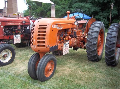 Pin on old tractors