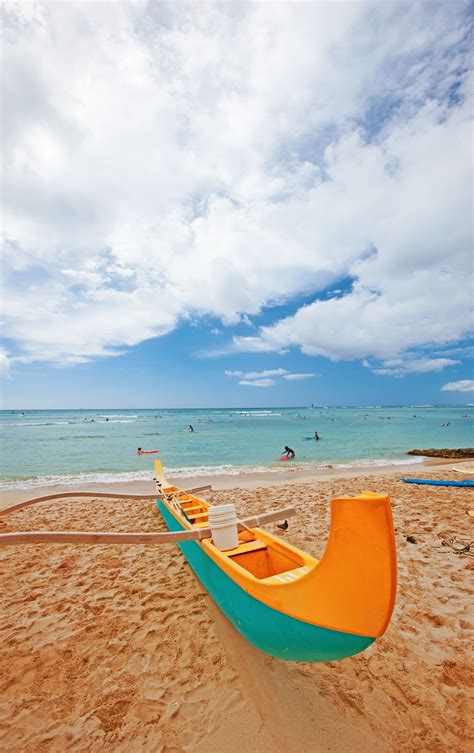 We love @tripadvisorus 's helpful guide for best beaches around Hawaii! Hawaii Travel Guide ...