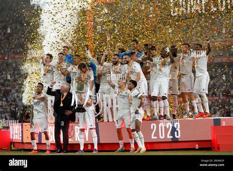 Real Madrid team group with the Copa del Rey trophy during the Copa del ...