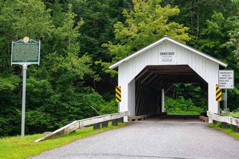 33 Beautiful Historic Covered Bridges in Vermont