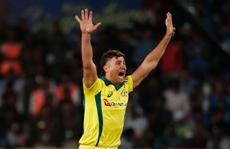 Marcus Stoinis Ruled Out for Pakistan Match Due to Side Strain