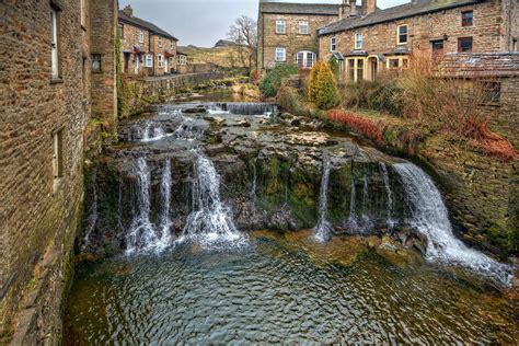 (0548) Hawes, England | Yorkshire dales, Yorkshire cottages, England