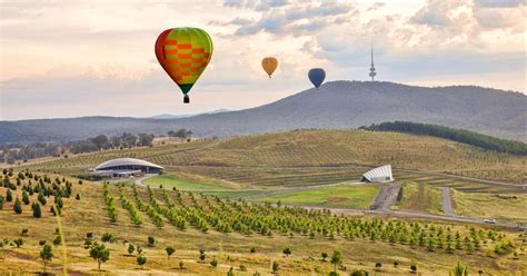 $172+ Flights from Hobart to Canberra | Cheapflights