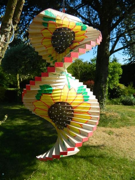 Wind Spinner Wooden Spiral Mobile Garden Ornament - Sunflower Assorted ...