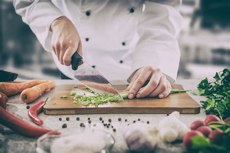 Culinary Foundations Series: Knife Skills 1 : Glorioso's Italian Market
