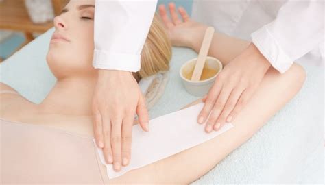 What supplies are required for waxing? - Taste For Health