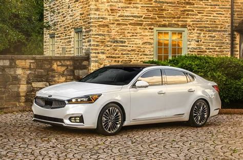 Spacious, Smooth And Spiffy, Cadenza Provides Entry Point For Kia Innovations