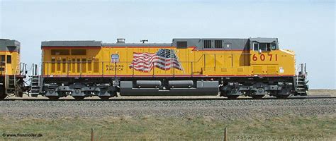 Finn's train and travel page : Trains : USA : UP : Union Pacific American Flag