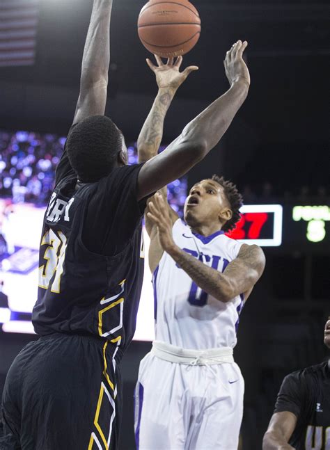 Slideshow: Men's basketball vs. Arkansas-Pine Bluff - GCU Today