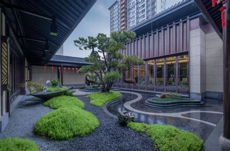 Ghim của sy trên 2022-2-南湖酒店 trong 2022 | Cửa sổ, Cánh