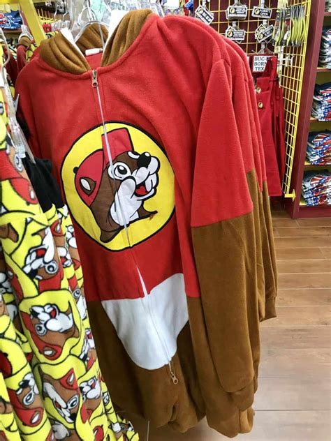 All the Best Things to Buy at Buc-ee's: The Complete Guide