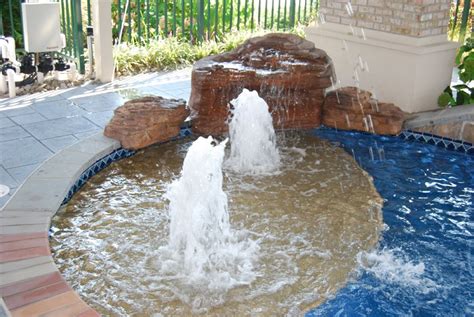 Pool Fountain | Pool fountain, Pool, Pool designs