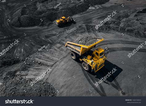 12,932 Open pit coal mine Images, Stock Photos & Vectors | Shutterstock