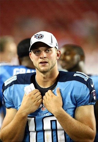 Tennessee Titans’ QB Battle Continues | Tennessee titans, Tn titans, Tennessee