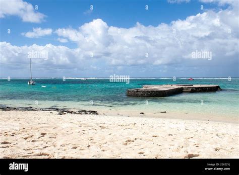 Mauritius island: Beach with turquoise lagoon, coral reef Stock Photo ...