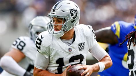 Latest Aidan O'Connell injury update after Raiders QB leaves Week 7 game