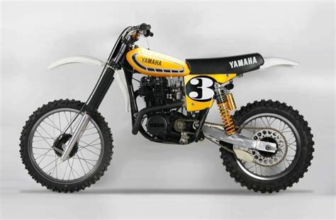 Yamaha 75 Dirt Bike - coisiinhasteen