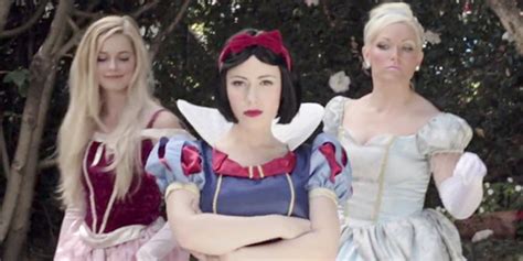 Snow White Takes On Elsa In Fierce Disney Princess Rap Battle