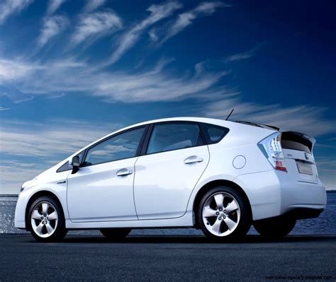 Prius 2015 White | Wallpapers Gallery