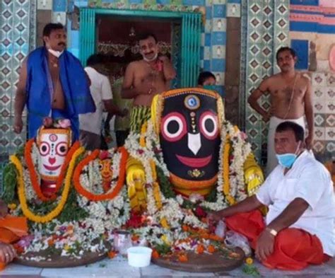 Jagannath Rathyatra: मंदिर प्रांगण में मनाया गया श्रीरामपुर में माहेश का प्राचीन रथोत्सव, प्रभु ...