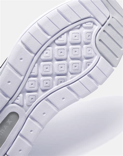 Nike Mens Air Max Genome - White | Life Style Sports UK