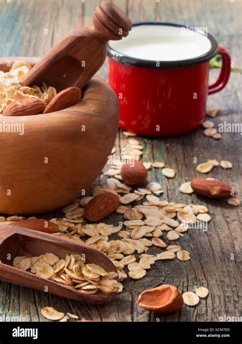 cereals with milk Stock Photo - Alamy