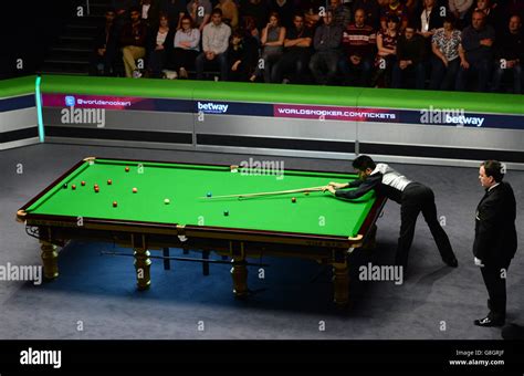 Betway UK Snooker Championship - Day Eleven - York Barbican Stock Photo - Alamy