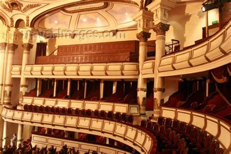 Hanoi Opera House-inside - Welcome to Hanoi