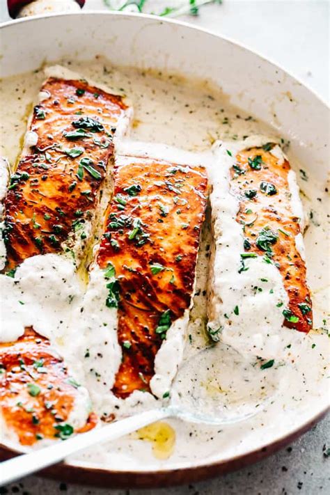 Pan Seared Salmon Recipe with Lemon Garlic Cream Sauce