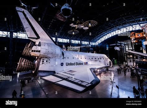 Discovery Space Shuttle, Smithsonian Museum Stock Photo - Alamy