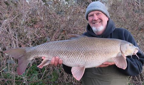 Pete Reading Breaks Hants Avon Barbel record! | Barbel Fishing World Forums