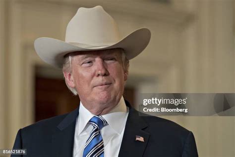 144 Donald Trump In Cowboy Hat Stock Photos, High-Res Pictures, and ...