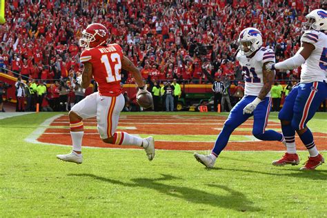 Bills vs. Chiefs recap: Kansas City’s slide continues against Buffalo