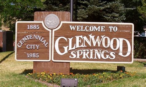 Glenwood Springs Colorado Vacations - AllTrips