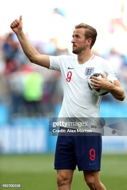 Harry Kane World Cup 2018 Photos and Premium High Res Pictures - Getty ...