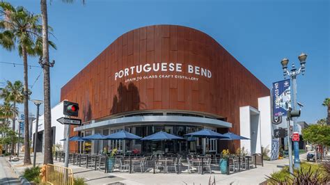 A Look Inside Portuguese Bend, Long Beach’s First Distillery - Eater LA