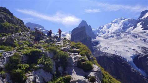 Bernese Oberland Extended Weekend Hiking Tour