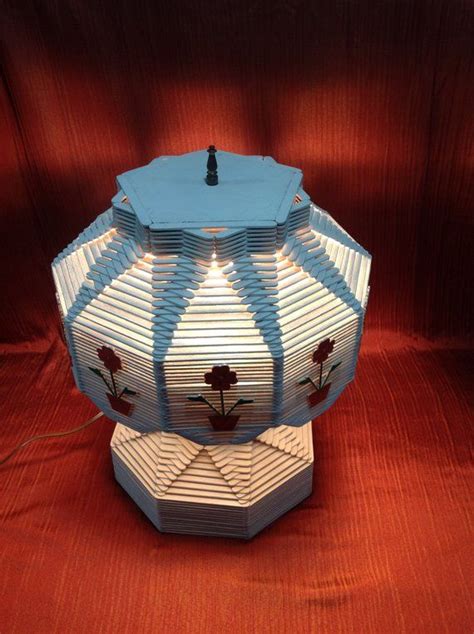 Vintage Tramp Art, Camp Art, Arts & Crafts Popsicle Lamp | Popsicle crafts, Popcycle stick ...