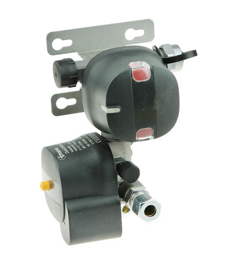 Truma DuoControl CS gas pressure regulator 30mbar HORIZONTAL with crash sensor | Motorhome ...