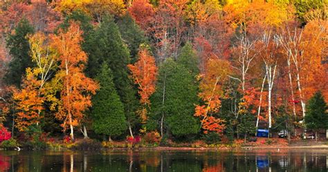 5 Adirondack Leaf Peeping Drives For Great Fall Foliage