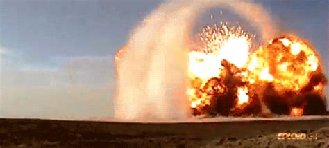 100 tons of TNT, one really cool explosion shock wave | Shock wave, Explosion, Amazing gifs