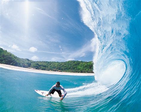 Surfing High Definition Wallpaper 17667 - Baltana